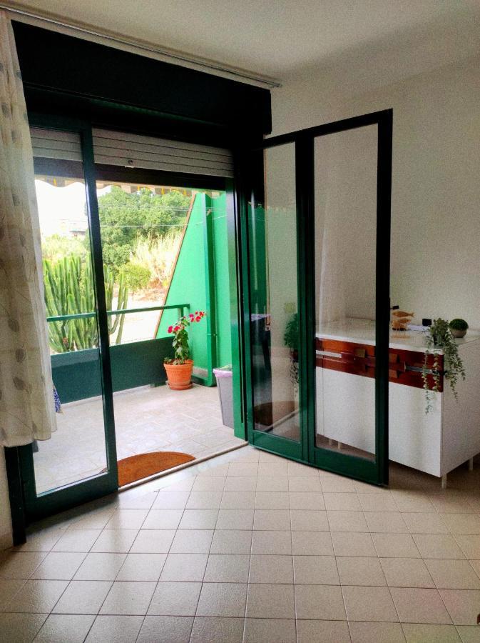 Casa Dei Fiori Con La Vista A Taormina Lägenhet Schiso Exteriör bild
